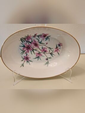 Lenox Peachtree Oval Vegetable Serving Bowl 9 1/2" x 6 3/4" Pattern W-301